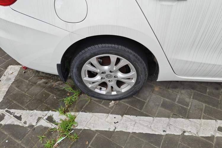 Used Haima Fumei F5 2018 1.6L Manual Elite Model Exterior 8