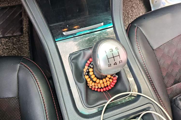 Used Haima Fumei F5 2018 1.6L Manual Elite Model Gear Lever