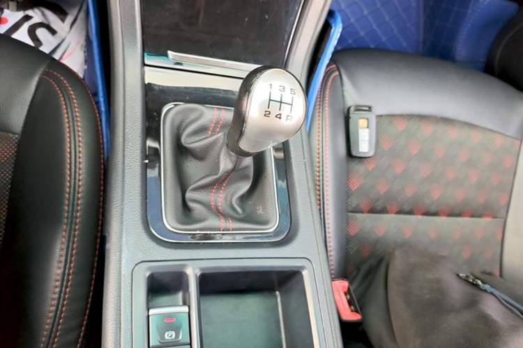 Used Haima Fumei F5 2018 1.6L Manual Luxury Model Gear Lever