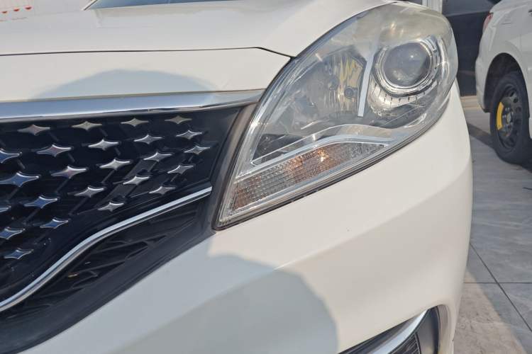 Used Haima Fumei F5 2018 1.6L Manual Elite Model Left Front Headlight