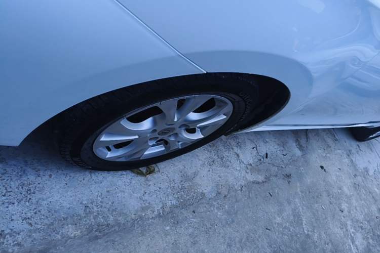 Used Haima Fumei F5 2018 1.6L Automatic Elite Model Left Front Wheel Hub
