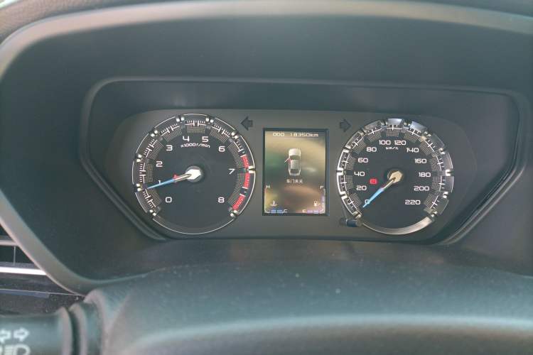Used Haima Fumei F5 2018 1.6L Manual Elite Model Odometer Close Up