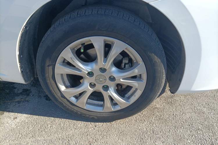Used Haima Fumei F5 2018 1.6L Manual Elite Model Right Front Wheel Hub