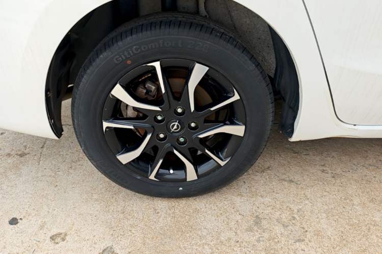 Used Haima Fumei F5 2018 1.6L Manual Luxury Model Right Rear Wheel Hub
