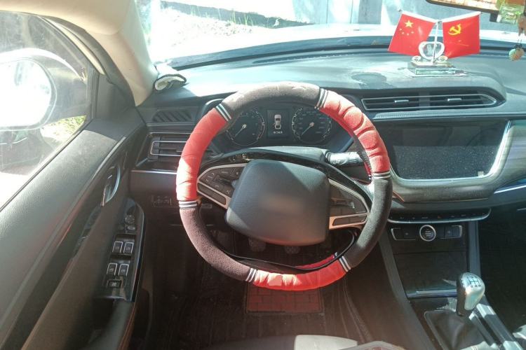 Used Haima Fumei F5 2018 1.6L Manual Luxury Model Steering Wheel
