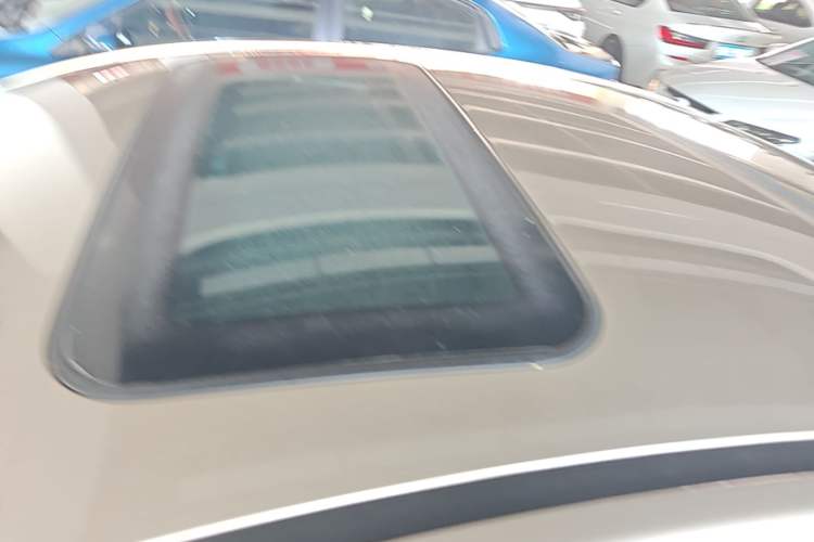 Used Haima Fumei F5 2018 1.6L Automatic Luxury Model Roof