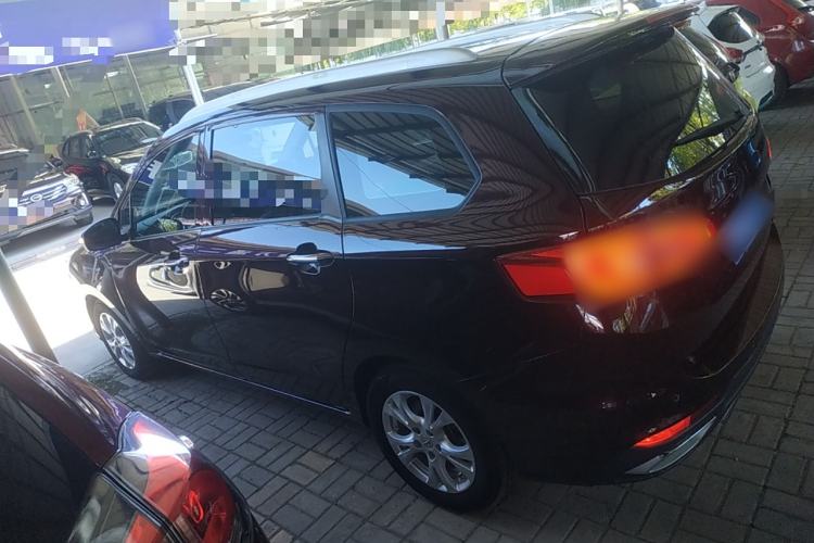 Used Haima Fumei F7 2017 1.5T 7-Seater Automatic Standard Edition Exterior 3