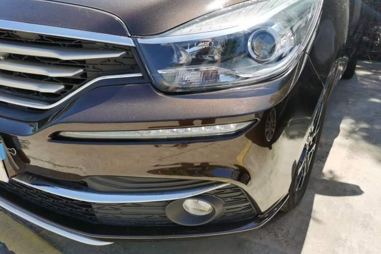 Used Haima Fumei F7 2017 1.5T 7-Seater Automatic Flagship Model Left Front Headlight