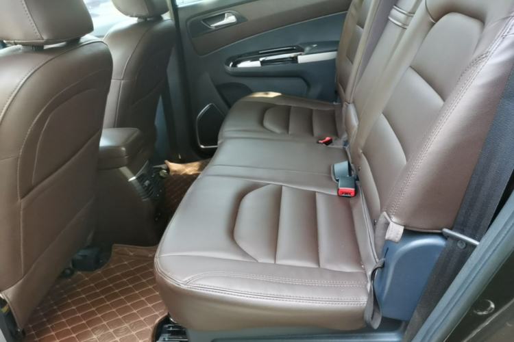 Used Haima Fumei F7 2017 1.5T 7-Seater Automatic Flagship Model Left Rear Seat