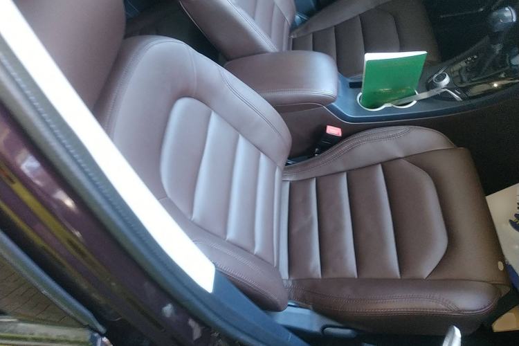 Used Haima Fumei F7 2017 1.5T 7-Seater Automatic Standard Edition Right Front Seat
