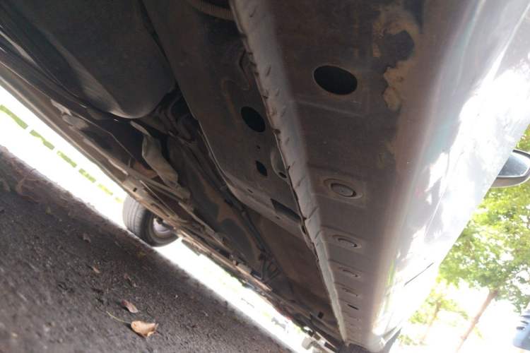 Used Haima Fumei F7 2017 1.5T 7-Seater Automatic Standard Edition Chassis Rear Right