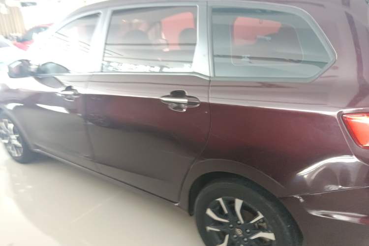 Used Haima Fumei F7 2017 1.5T 7-Seater Automatic Comfort Version Exterior 3