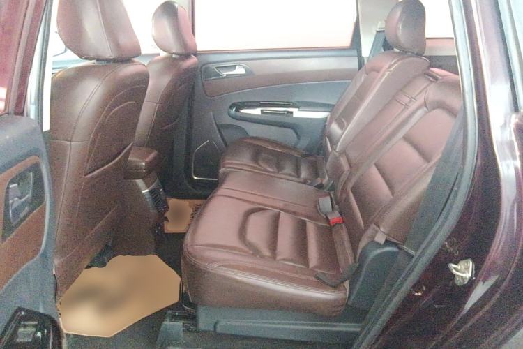 Used Haima Fumei F7 2017 1.5T 7-Seater Automatic Comfort Version Interior 4