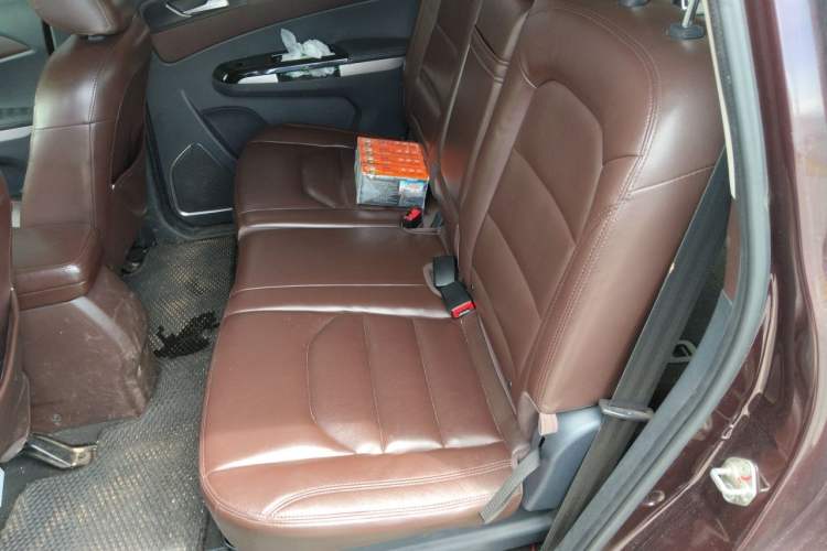 Used Haima Fumei F7 2017 1.5T 7-Seater Automatic Standard Edition Left Rear Seat