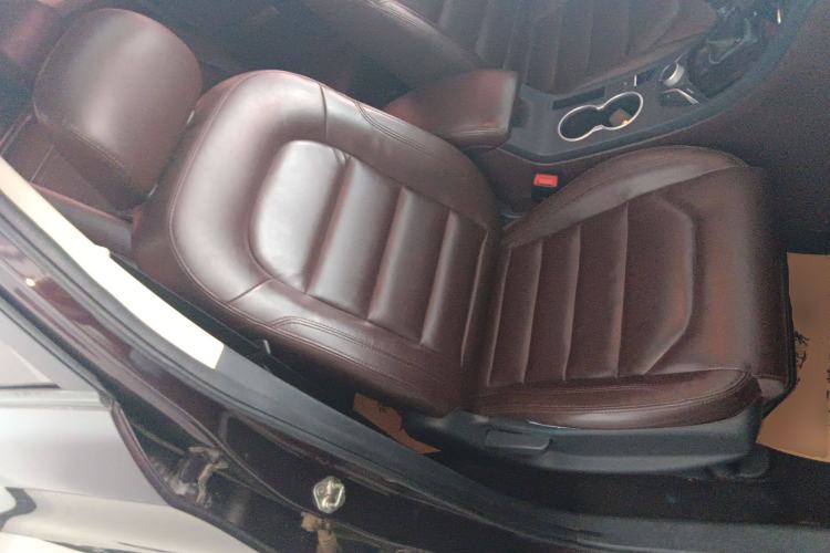 Used Haima Fumei F7 2017 1.5T 7-Seater Automatic Comfort Version Right Front Seat