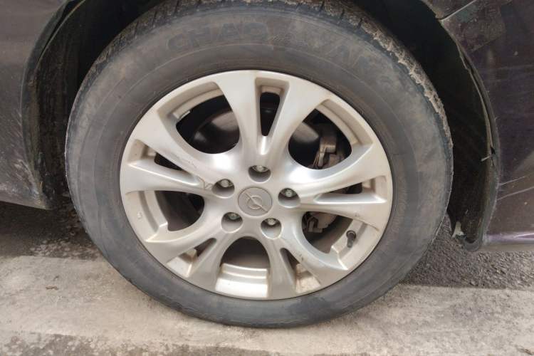 Used Haima Fumei F7 2017 1.5T 7-Seater Automatic Standard Edition Right Front Wheel Hub