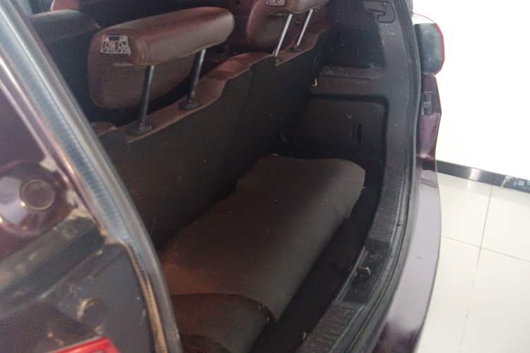 Used Haima Fumei F7 2017 1.5T 7-Seater Automatic Comfort Version Trunk