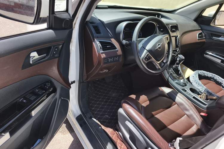 Used Haima Fumei F7 2017 1.5T 7-Seater Automatic Comfort Version Driver Seat