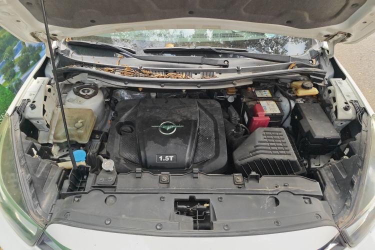 Used Haima Fumei F7 2017 1.5T 7-Seater Automatic Standard Edition Engine Bay