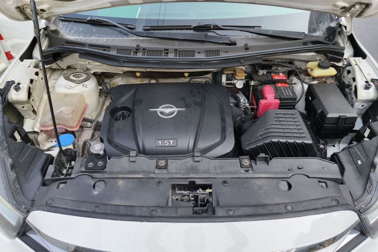 Used Haima Fumei F7 2017 1.5T 7-Seater Automatic Comfort Version Engine Bay