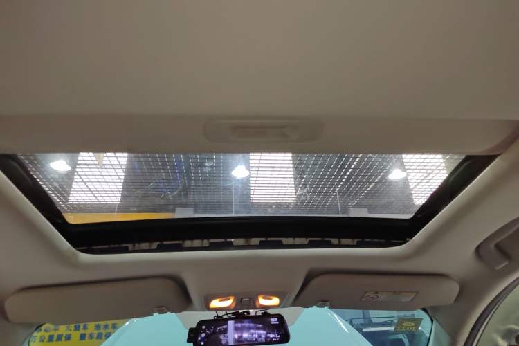 Used Haima Fumei F7 2017 1.5T 7-Seater Automatic Comfort Version Headliner