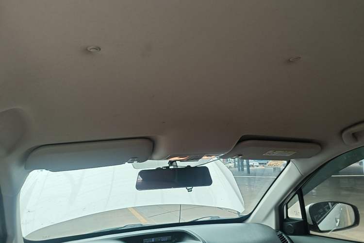 Used Haima Fumei F7 2017 1.5T 7-Seater Manual Standard Edition Headliner