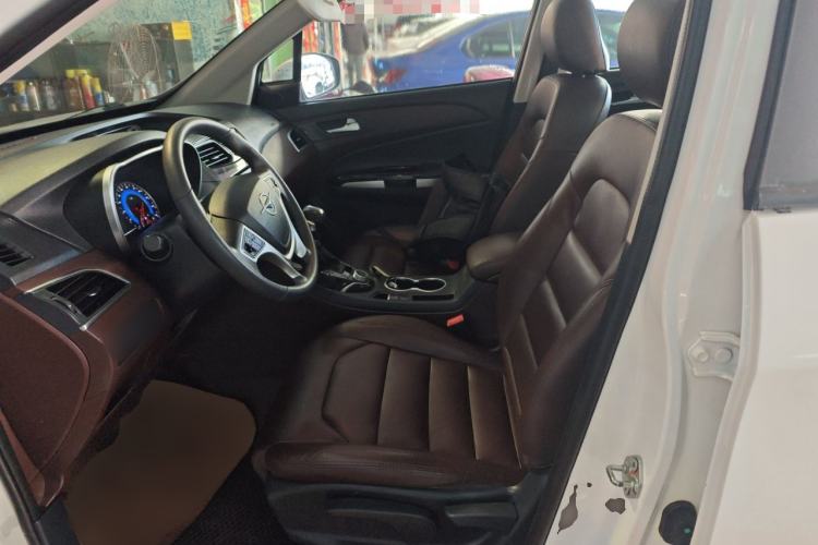 Used Haima Fumei F7 2017 1.5T 7-Seater Automatic Comfort Version Left Front Seat
