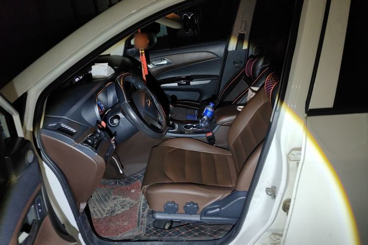 Used Haima Fumei F7 2017 1.5T 7-Seater Manual Standard Edition Left Front Seat