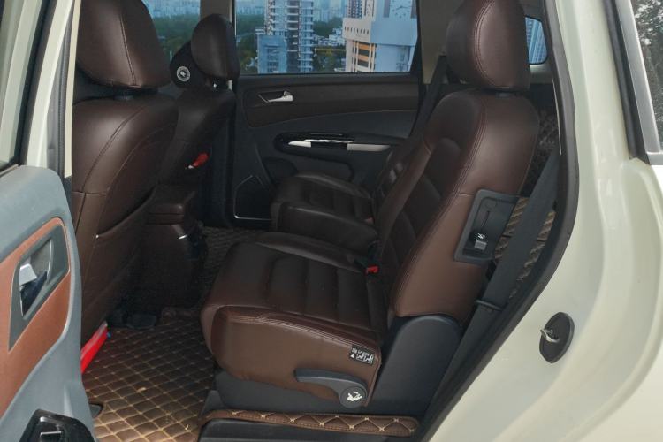 Used Haima Fumei F7 2017 1.5T 7-Seater Automatic Standard Edition Left Rear Seat