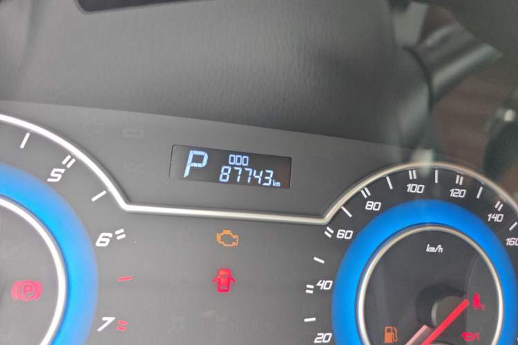 Used Haima Fumei F7 2017 1.5T 7-Seater Automatic Comfort Version Odometer Close Up