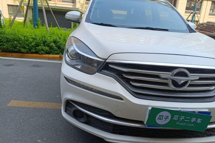 Used Haima Fumei F7 2017 1.5T 7-Seater Automatic Standard Edition Right Front Headlight