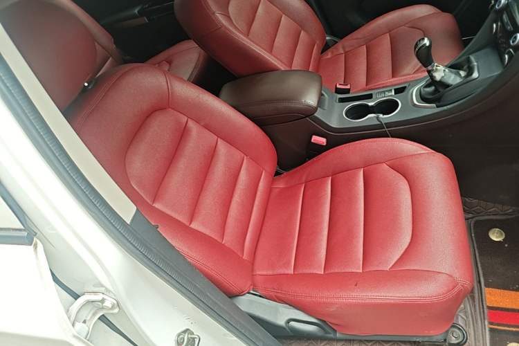 Used Haima Fumei F7 2017 1.5T 7-Seater Manual Standard Edition Right Front Seat