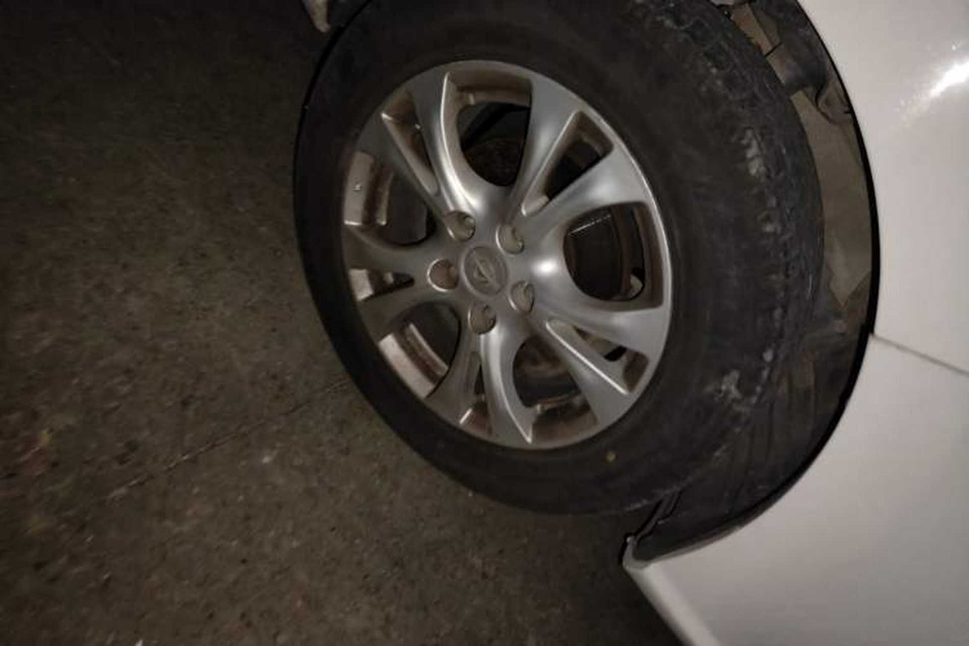 Used Haima Fumei F7 2017 1.5T 7-Seater Manual Standard Edition Right Front Wheel Hub