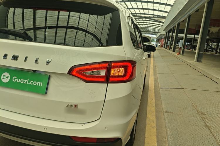 Used Haima Fumei F7 2017 1.5T 7-Seater Manual Standard Edition Right Rear Taillight