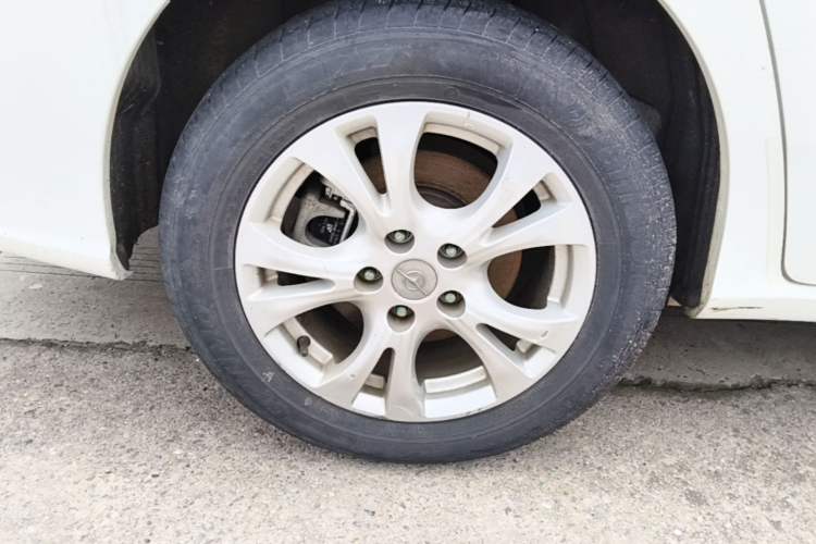 Used Haima Fumei F7 2017 1.5T 7-Seater Manual Standard Edition Right Rear Wheel Hub