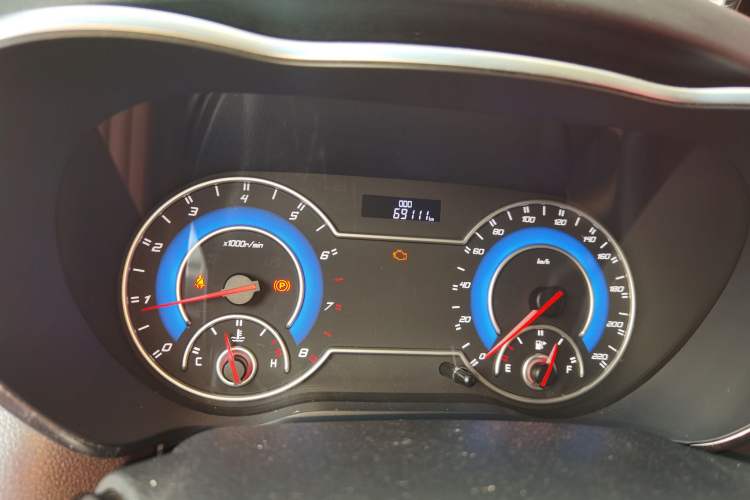 Used Haima Fumei MPV 2017 7-Seater Version 1.5T Manual – Comfort & Enjoyment Trim Odometer Close Up