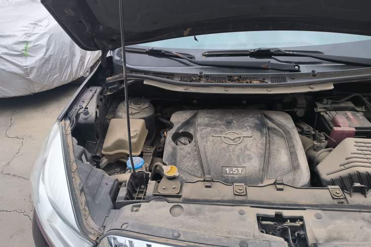 Used Haima Fumei MPV 2017 7-Seater Version 1.5T Automatic – Comfort & Enjoyment Trim Engine Bay Right