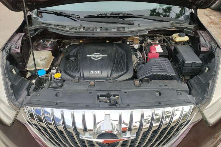 Used Haima Fumei MPV 2017 7-Seater Version 1.5T Automatic Value-Added Edition Engine Bay