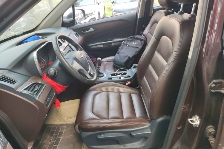 Used Haima Fumei MPV 2017 7-Seater Version 1.5T Manual – Comfort & Enjoyment Trim Left Front Seat