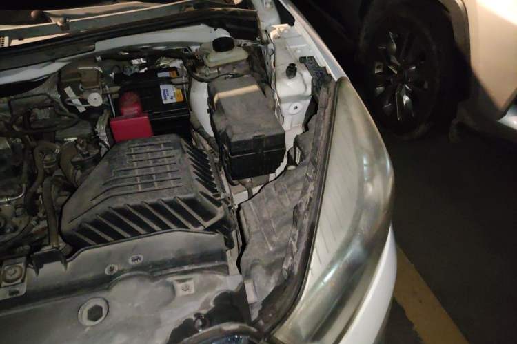Used Haima Fumei MPV 2017 7-Seater Version 1.5T Automatic Value-Added Edition Engine Bay Left