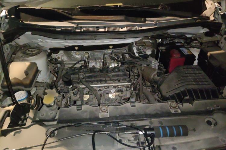 Used Haima Fumei MPV 2017 7-Seater Version 1.5T Automatic Value-Added Edition Engine Bay