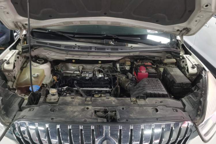 Used Haima Fumei MPV 2017 7-Seater Version 1.5T Automatic – Comfort Edition Engine Bay