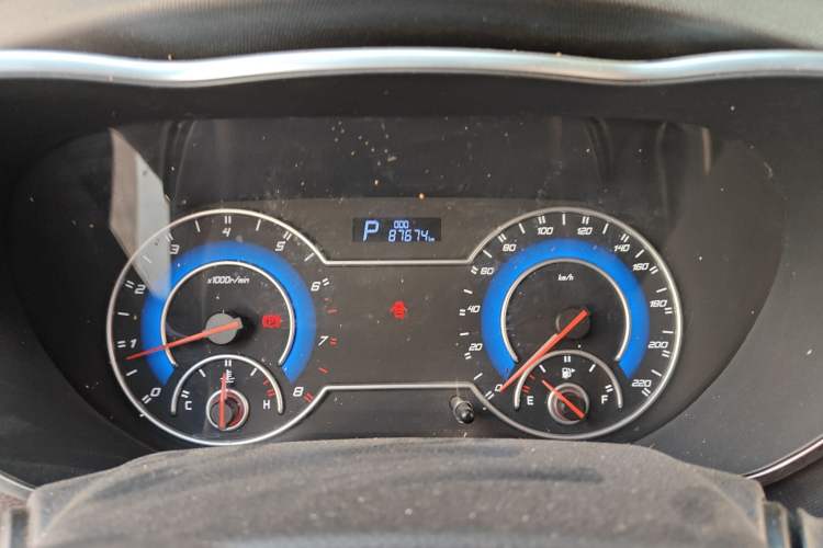 Used Haima Fumei MPV 2017 7-Seater Version 1.5T Automatic – Comfort & Enjoyment Trim Instrument Cluster