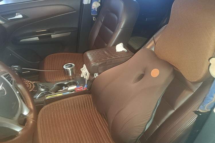 Used Haima Fumei MPV 2017 6-Seater Version 1.5T Automatic – Comfortable & Smooth Trim Left Front Seat