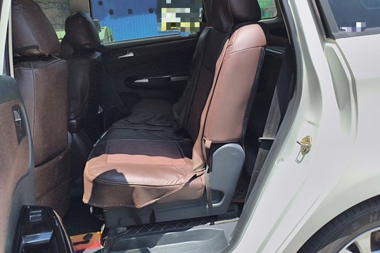 Used Haima Fumei MPV 2017 7-Seater Version 1.5T Automatic Value-Added Edition Left Rear Seat