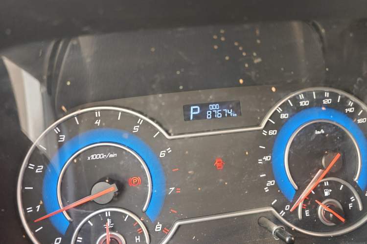 Used Haima Fumei MPV 2017 7-Seater Version 1.5T Automatic – Comfort & Enjoyment Trim Odometer Close Up