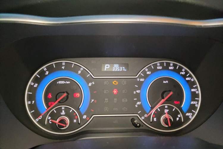 Used Haima Fumei MPV 2017 7-Seater Version 1.5T Automatic Value-Added Edition Odometer Close Up
