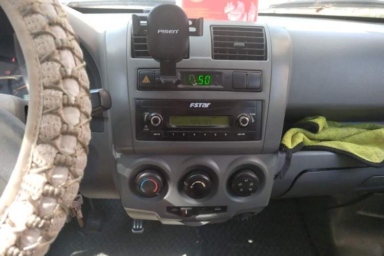 Used Haima Fushida Hongda 2009 1.0L Hongda Value Edition Audio And AC Panel