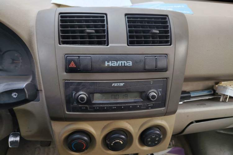 Used Haima Fushida Hongda 2012 1.0L Xin Hongda Utility Version Audio And AC Panel