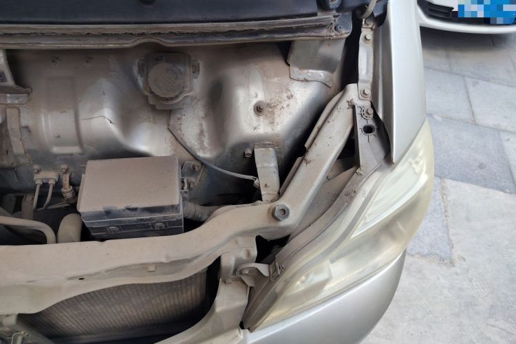 Used Haima Fushida Hongda 2012 1.0L Xin Hongda Utility Version Engine Bay Left